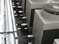 蘭州白云賓館McQuay品牌空氣能主機水系統清洗